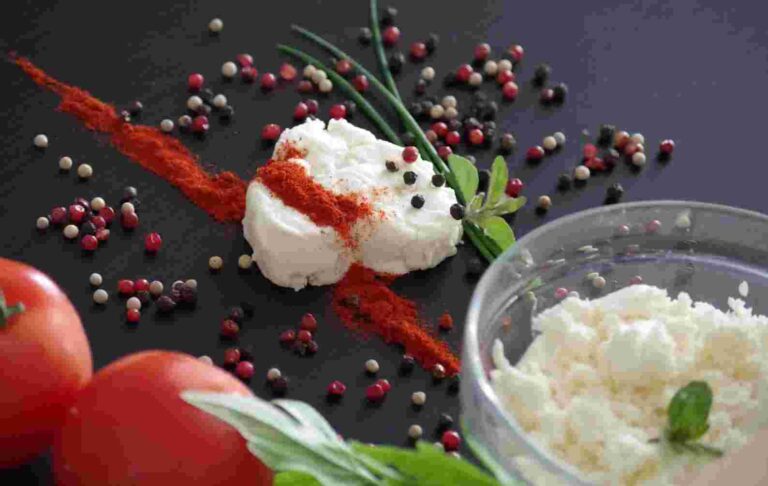 What Does Cottage Cheese Taste Like? Click to Find Out